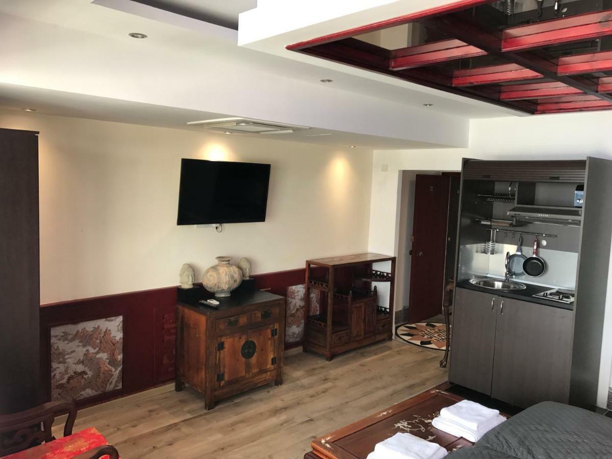 Buddha Suites 파포스 외부 사진